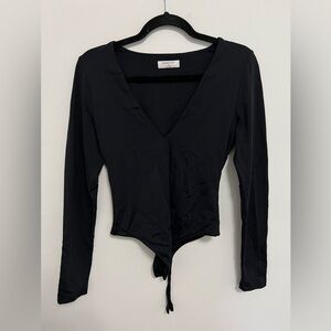 Babaton Contour V-Neck Long Sleeve Bodysuit - Medium